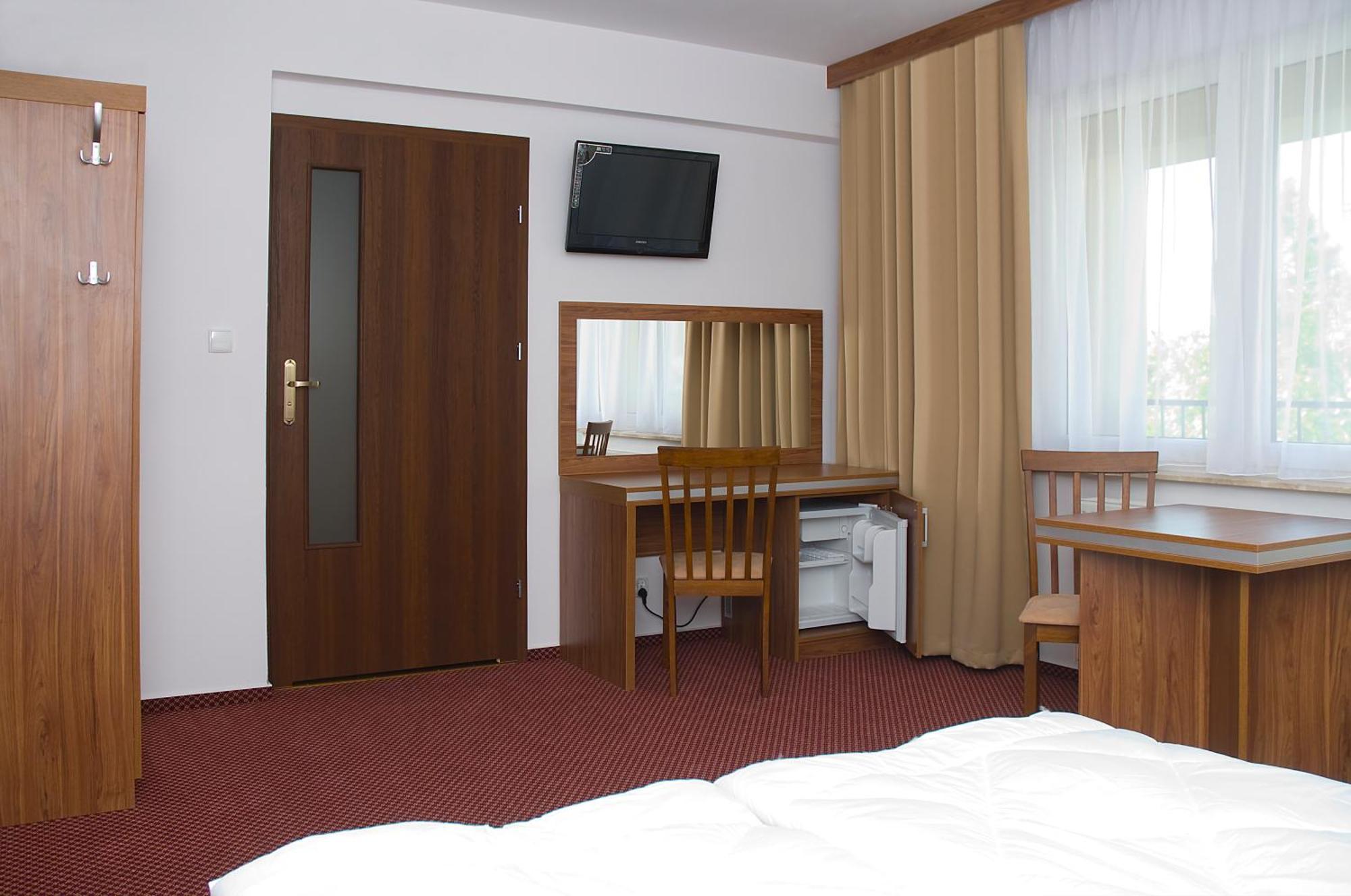 Adamar Jastrzebia Gora Bed & Breakfast Стая снимка