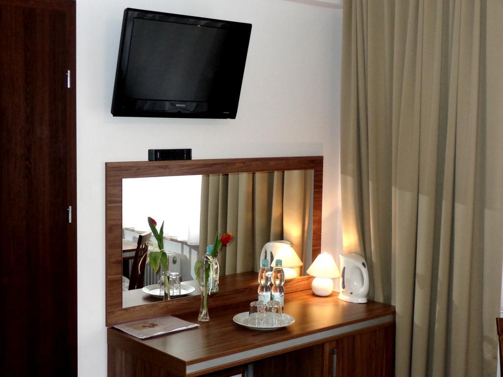 Adamar Jastrzebia Gora Bed & Breakfast Екстериор снимка