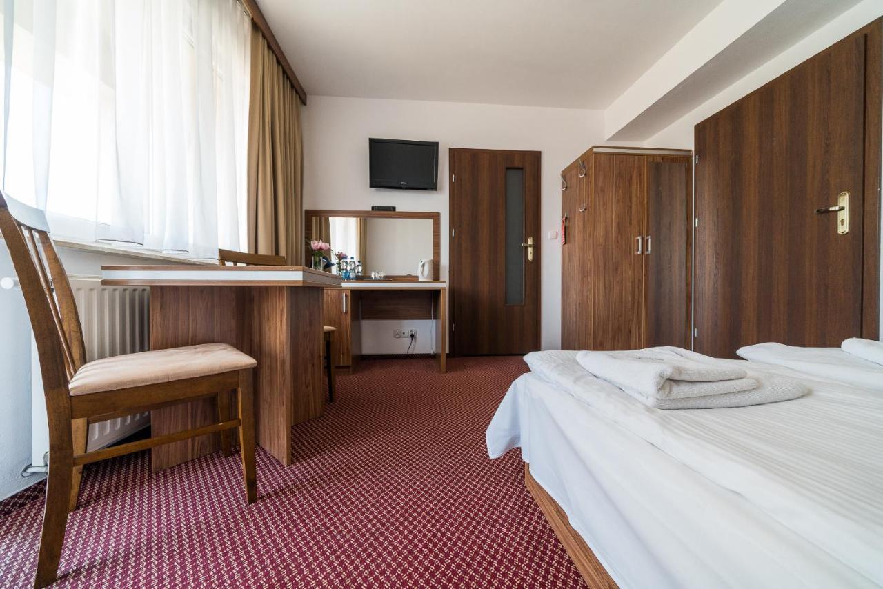 Adamar Jastrzebia Gora Bed & Breakfast Екстериор снимка