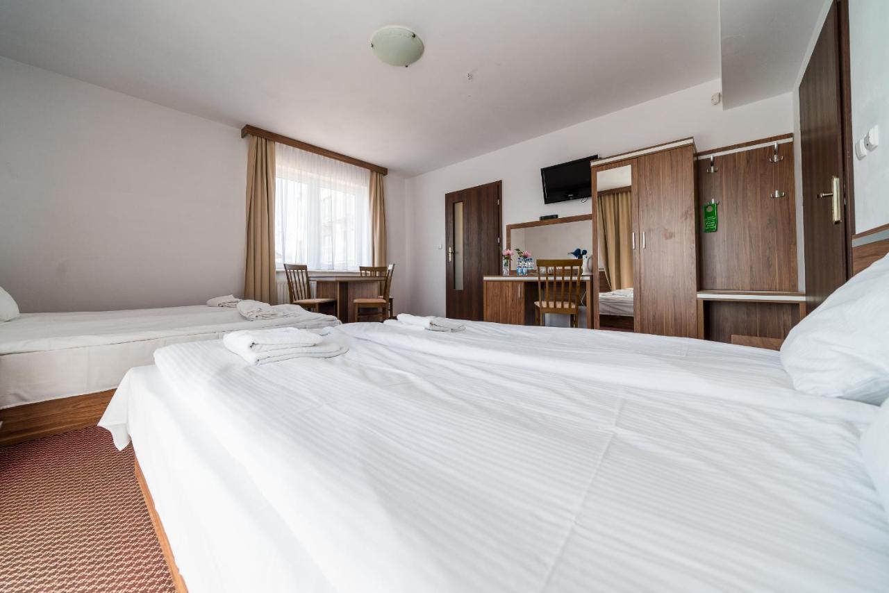 Adamar Jastrzebia Gora Bed & Breakfast Екстериор снимка