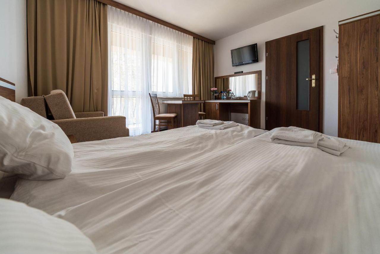 Adamar Jastrzebia Gora Bed & Breakfast Екстериор снимка
